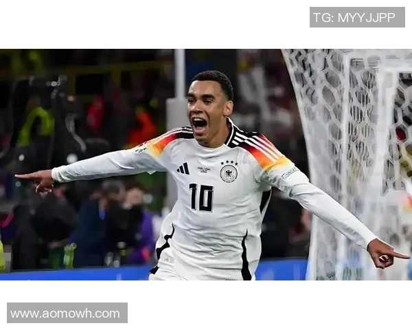 个人荣誉盛典哈兰德金靴穆西亚拉金球英格兰门将金手套齐聚一堂